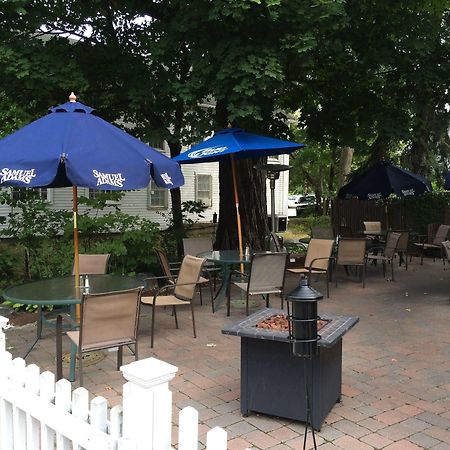 Hunters Grille And Tap At The Grafton Inn Ngoại thất bức ảnh